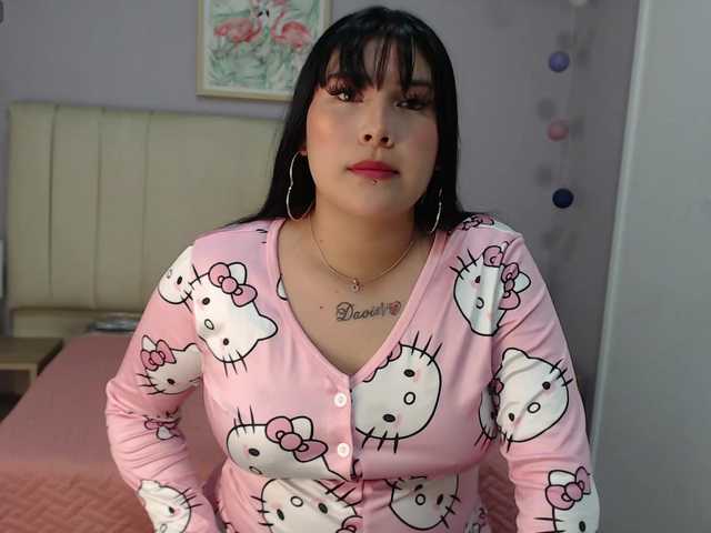 violetrouss live cam on BongaCams