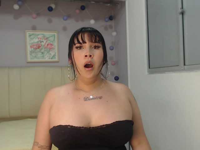 violetrouss live cam on BongaCams