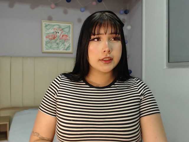 violetrouss live cam on BongaCams