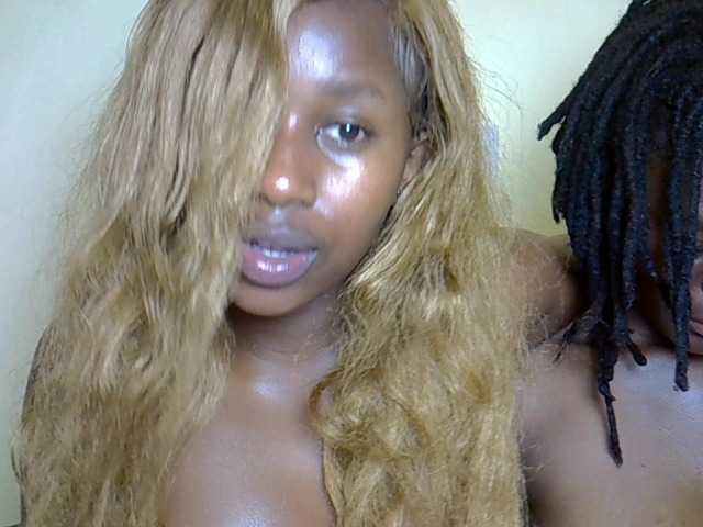 Sluttydivas123 live cam