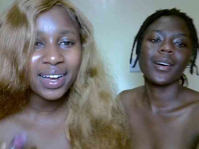 Sluttydivas123 webcam