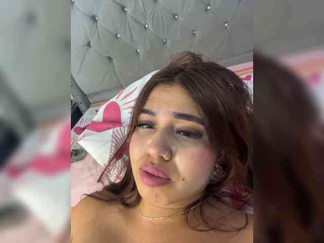 Modelo: Bellarouxxx