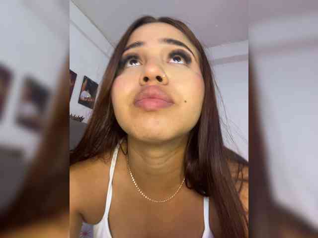 Bellarouxxx Bellarouxxx