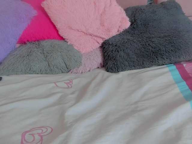 milagrace1 live cam on BongaCams