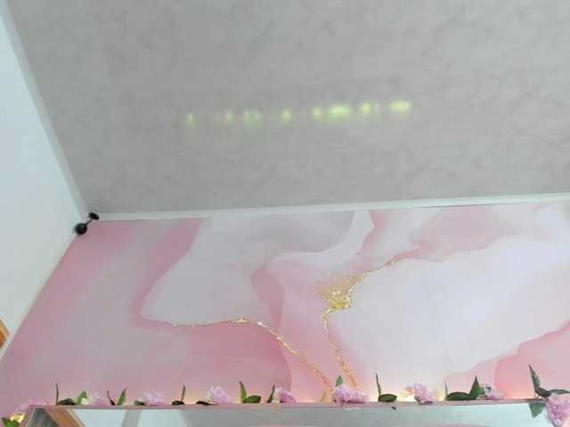 milagrace1 live cam on BongaCams