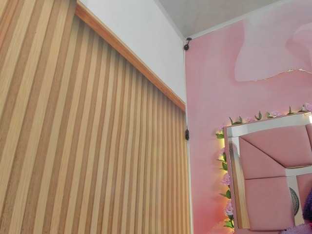 milagrace1 live cam on BongaCams