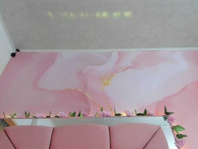 milagrace1 live cam on BongaCams