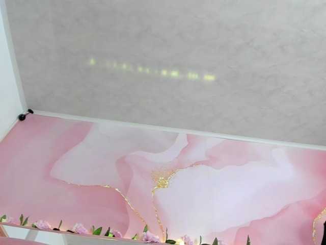 milagrace1 live cam on BongaCams