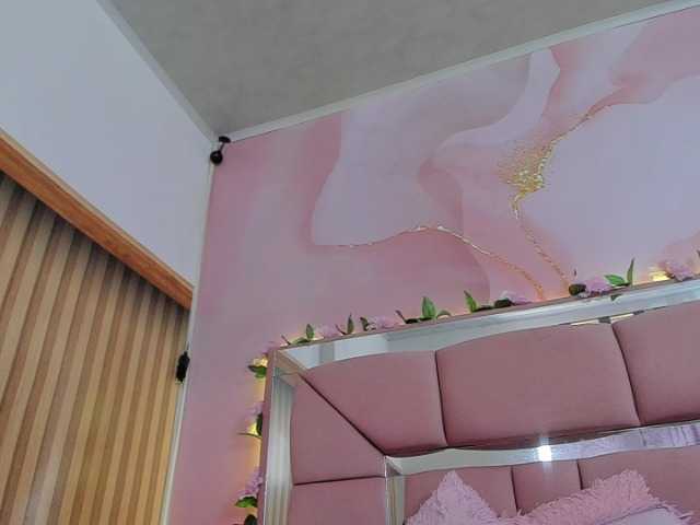 milagrace1 live cam on BongaCams