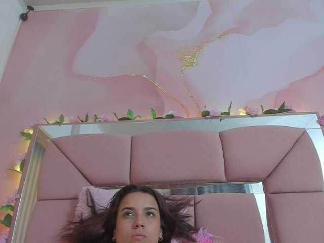 milagrace1 live cam on BongaCams