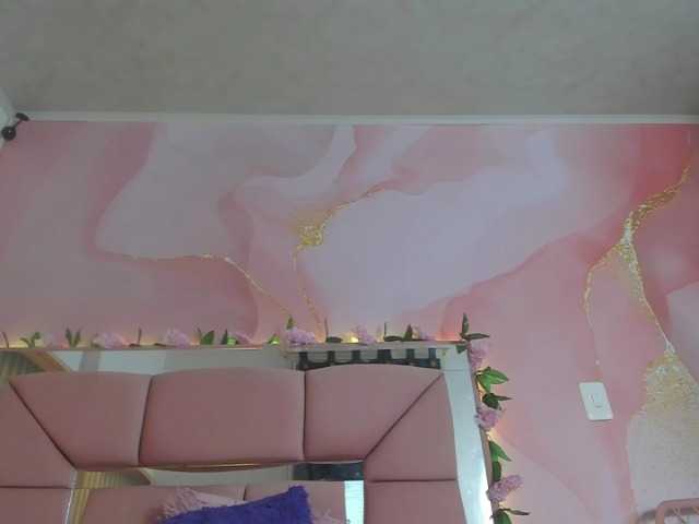 milagrace1 live cam on BongaCams