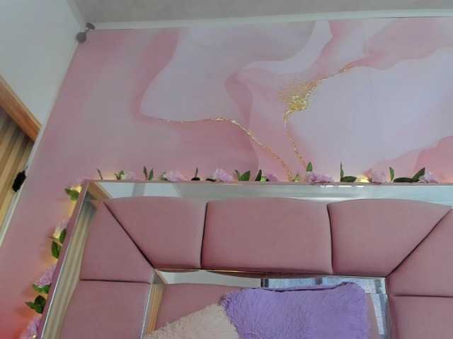milagrace1 live cam on BongaCams