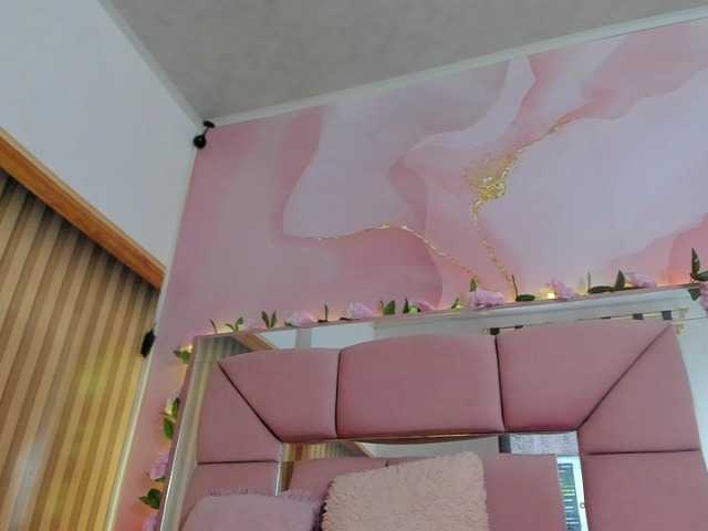 milagrace1 live cam on BongaCams