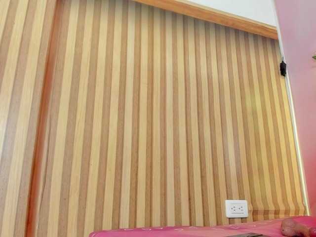 milagrace1 live cam on BongaCams