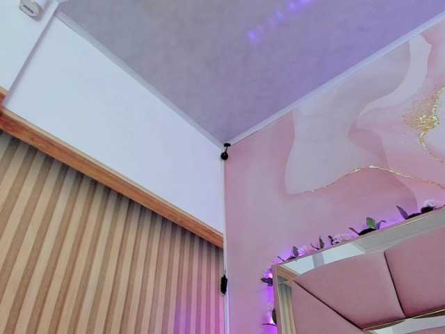 milagrace1 live cam on BongaCams