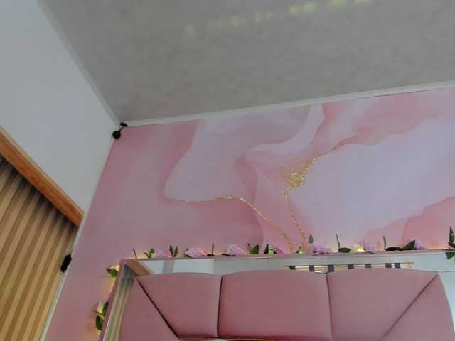 milagrace1 live cam on BongaCams