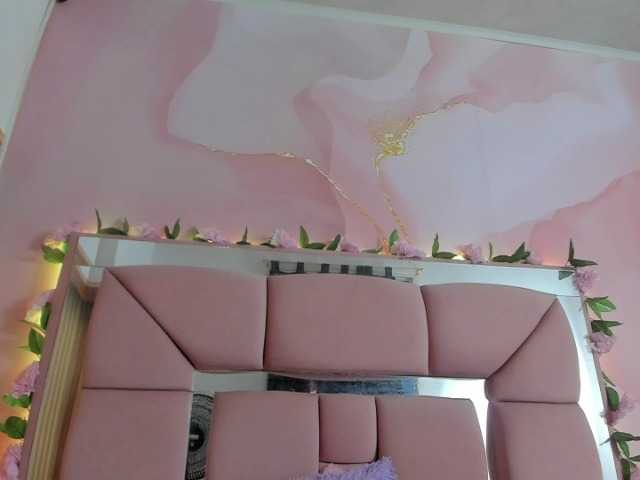 milagrace1 live cam on BongaCams