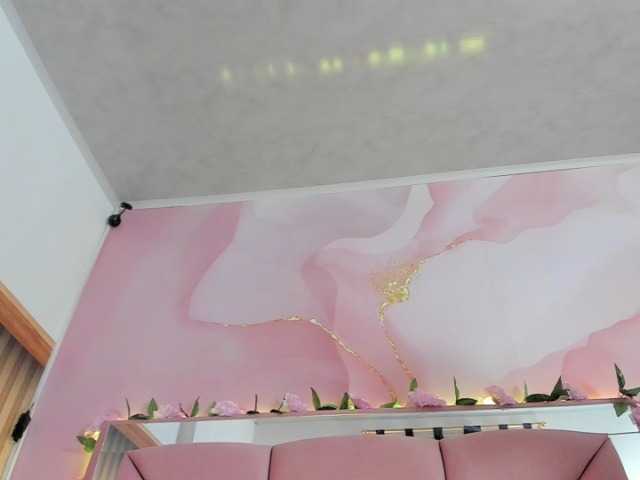 milagrace1 live cam on BongaCams