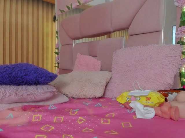 milagrace1 live cam on BongaCams
