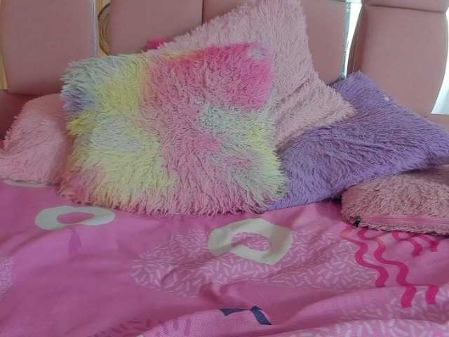 milagrace1 live cam on BongaCams