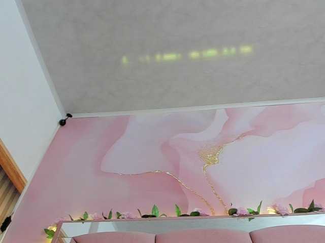 milagrace1 live cam on BongaCams