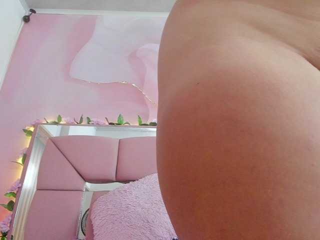 milagrace1, en directo ahora en BongaCams