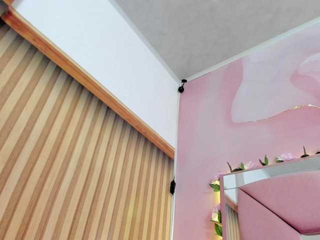 milagrace1 live cam on BongaCams