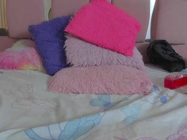 milagrace1 live cam on BongaCams