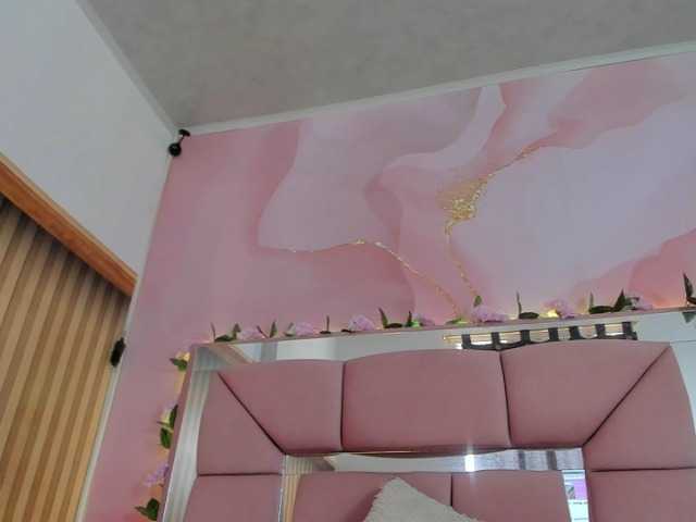 milagrace1 live cam on BongaCams