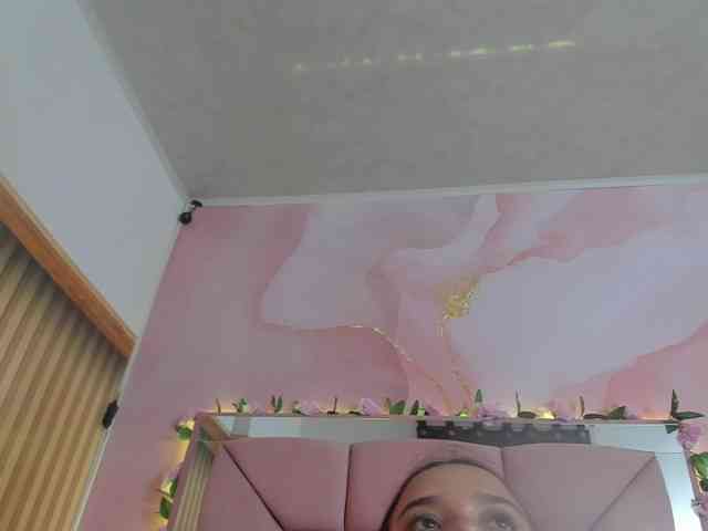 milagrace1 Live Webcam on BongaCams