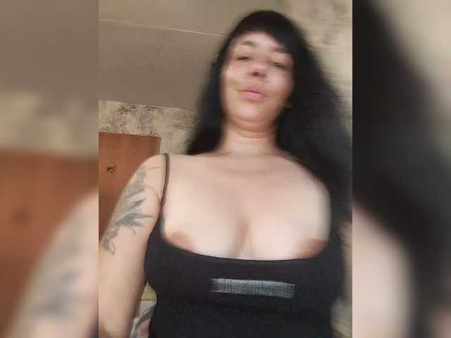 Karina-25a live webcam show