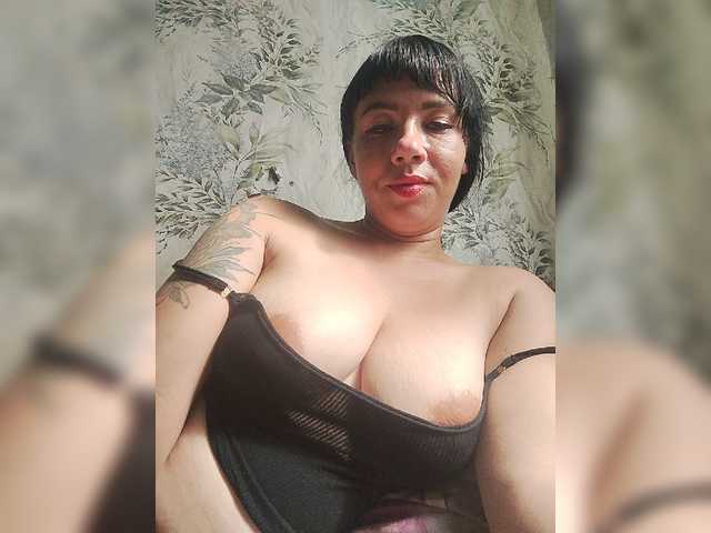 Karina-25a