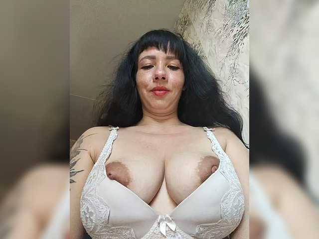 Karina-25a