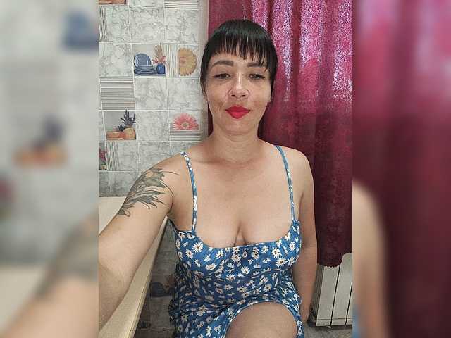 Karina-25a