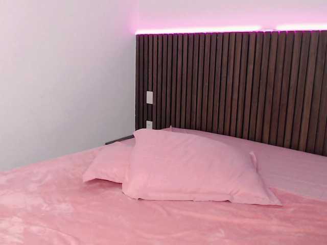 RonaRichi live cam on BongaCams