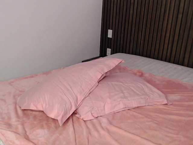 RonaRichi live cam on BongaCams