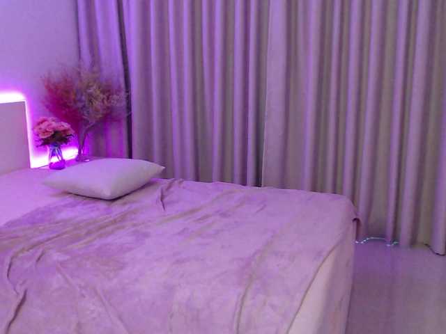 RonaRichi live webcam show