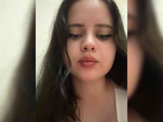 Lollypinkk Live Webcam on BongaCams