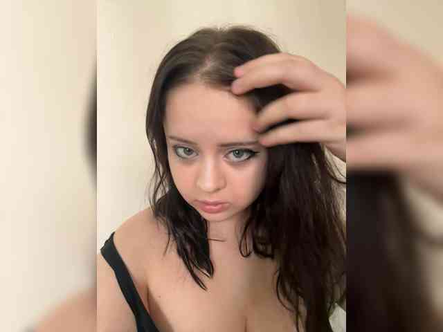 moon_diva webcam