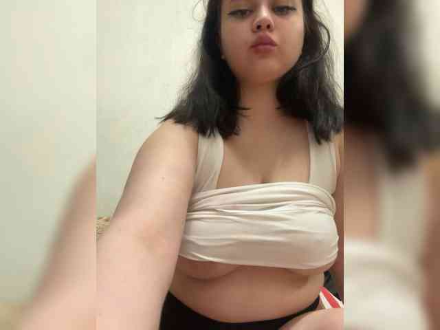 Lollypinkk Live Webcam on BongaCams