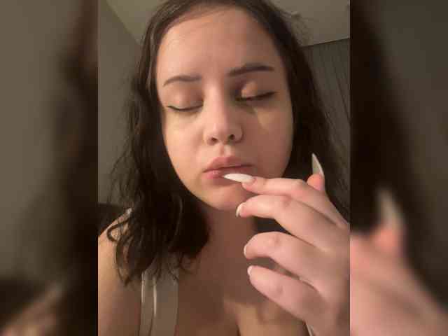 moon_diva webcam