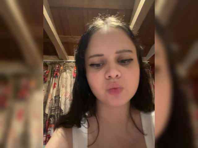 moon_diva webcam