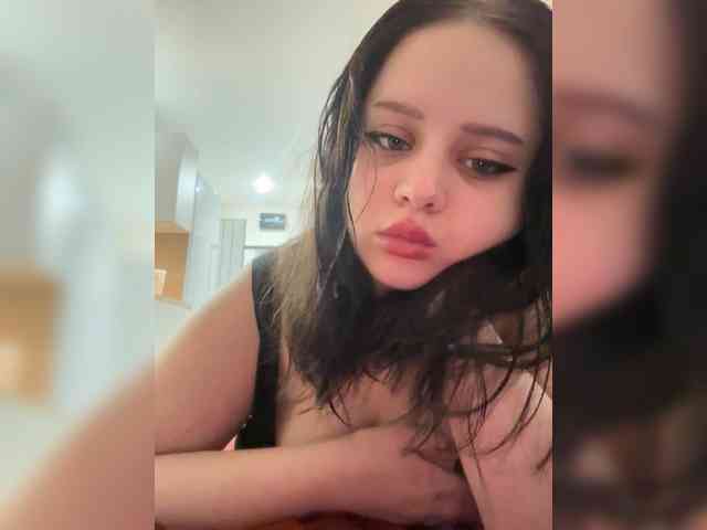 Lollypinkk Live Webcam on BongaCams