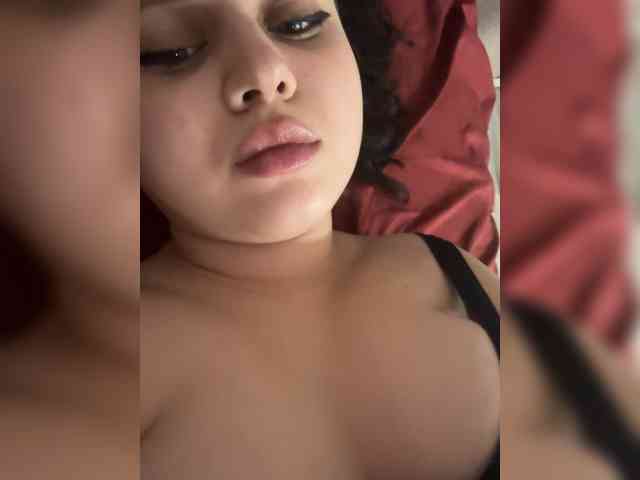 Lollypinkk Live Webcam on BongaCams