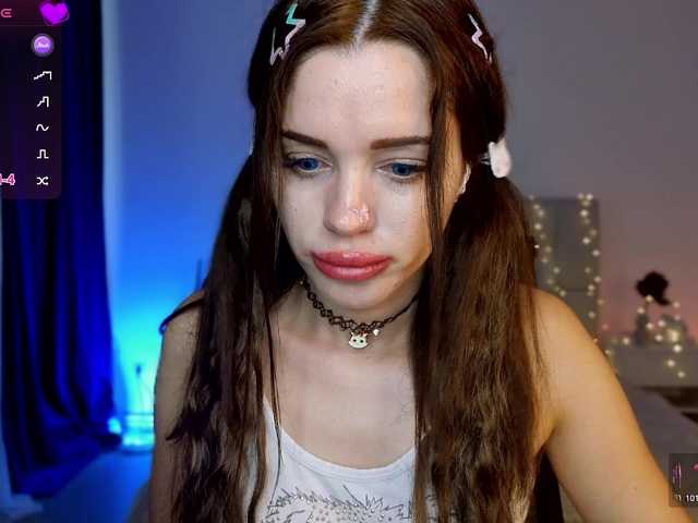 Little-kitticat live webcam show