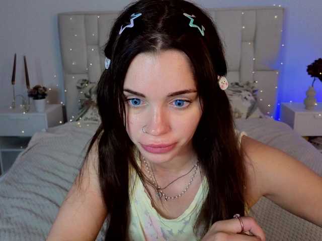 Little-kitticat live cam on BongaCams