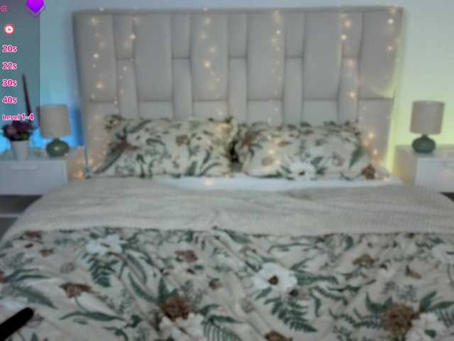 Little-kitticat live cam on BongaCams
