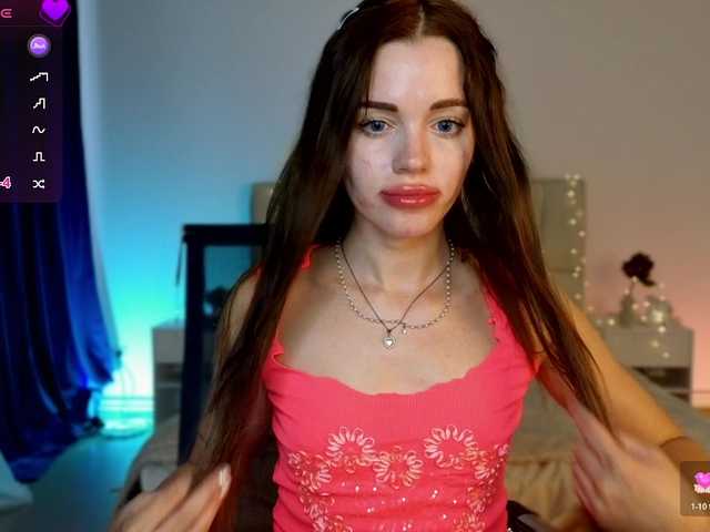 Little-kitticat live cam on BongaCams