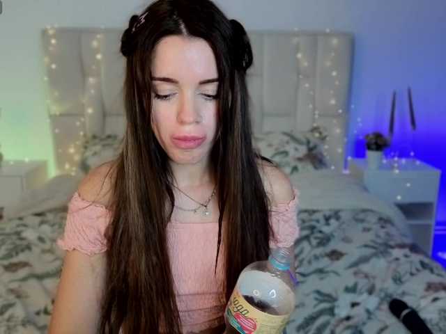 Little-kitticat live cam on BongaCams