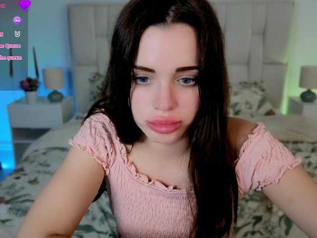 Little-kitticat live cam on BongaCams